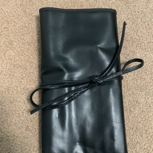 Makeup Brush Holder Faux Leather - Picture 7 of 7